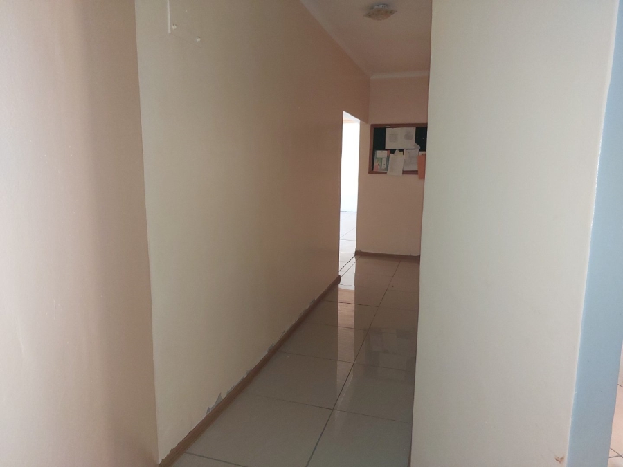 To Let 3 Bedroom Property for Rent in Suidrand Free State